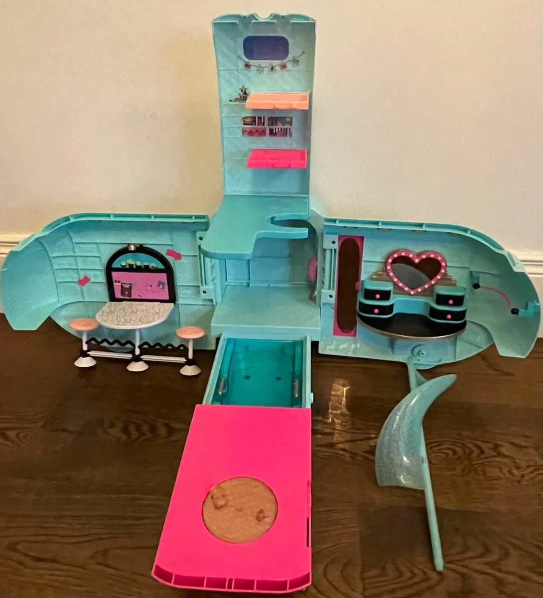 Toys - Image 4