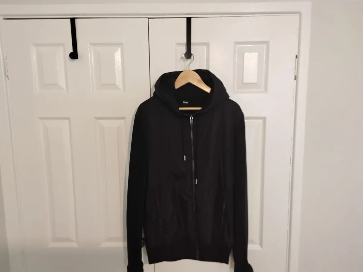 Mens clothing - Image 1