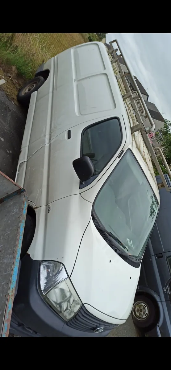 Toyota Hiace LWB - Image 4