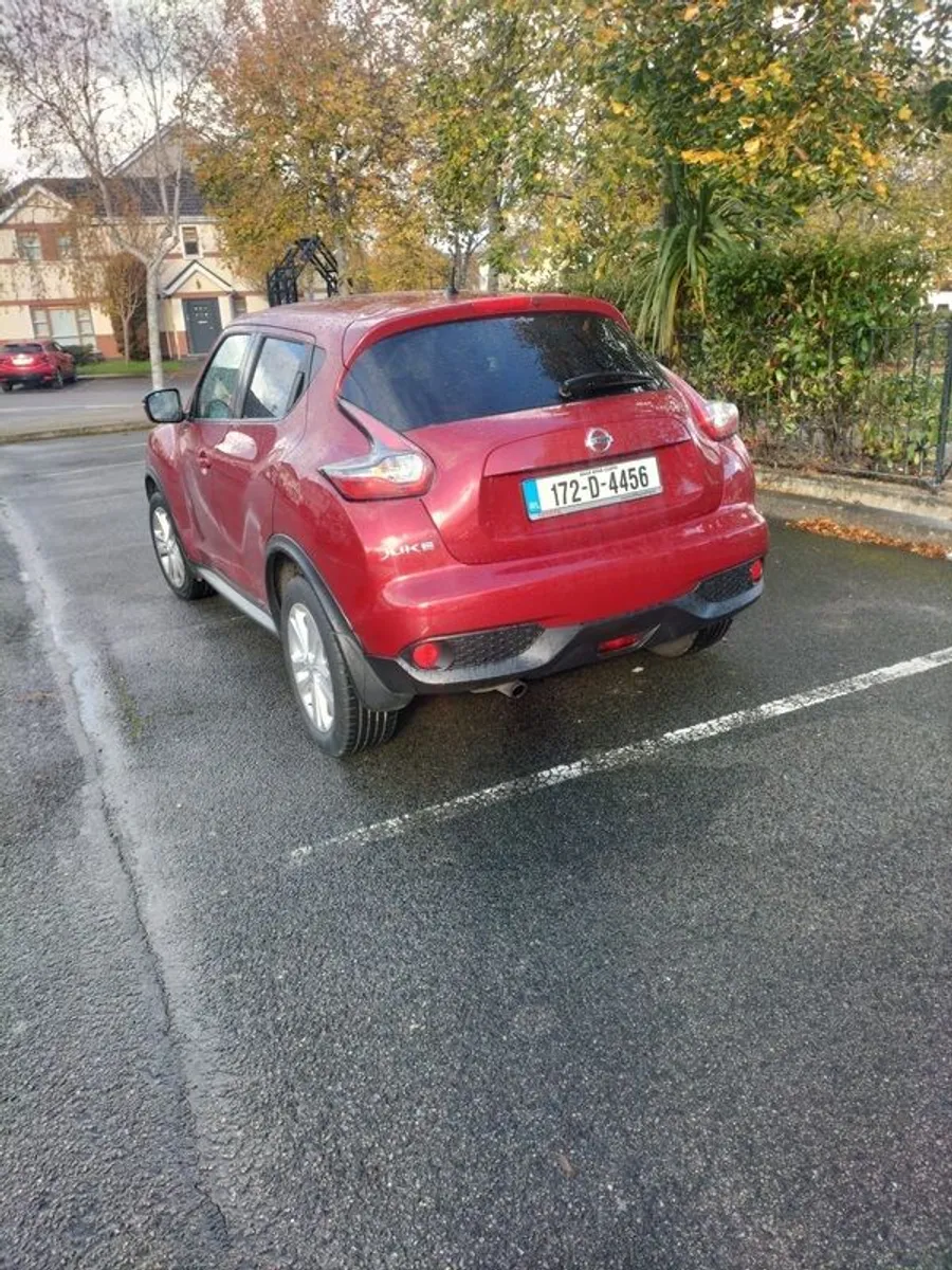 2017 Nissan Juke red colour - Image 2