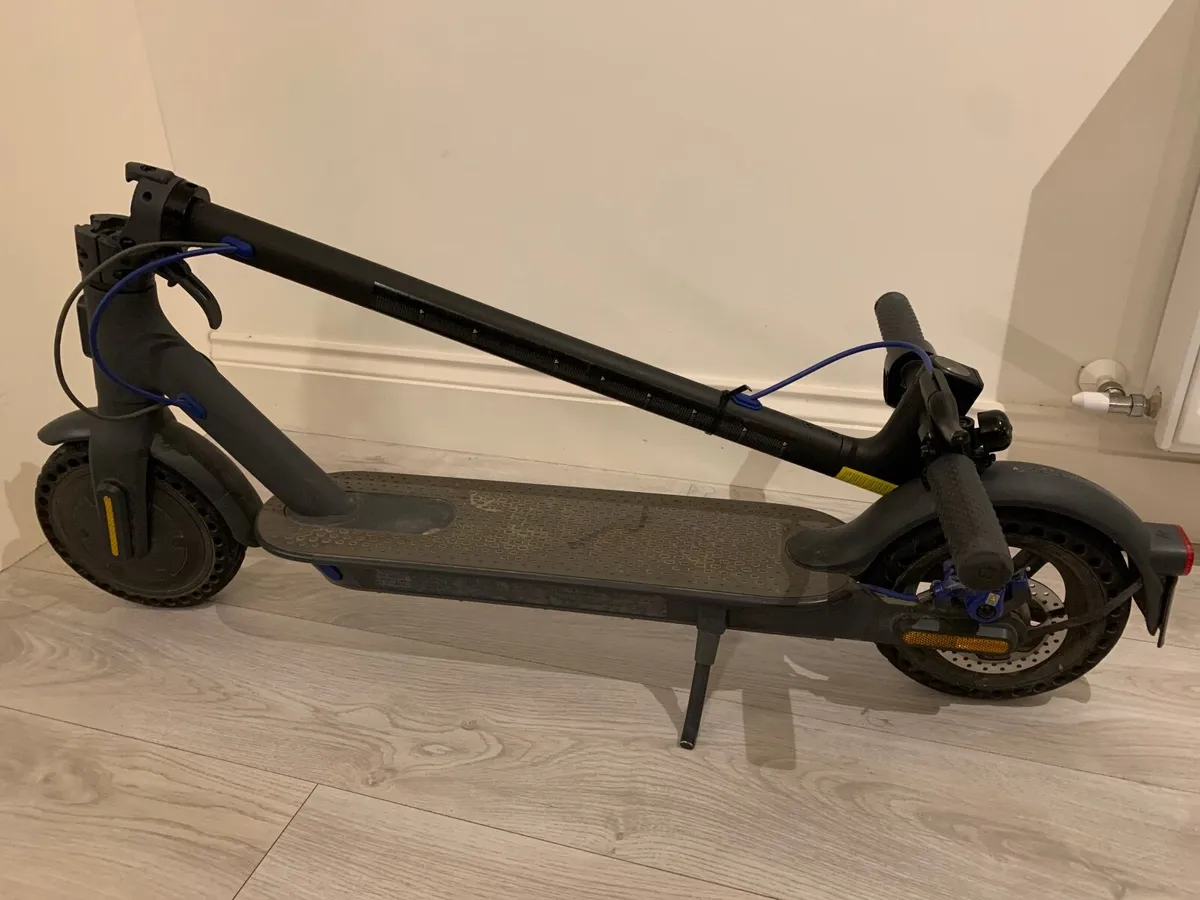 Escooter - Image 2
