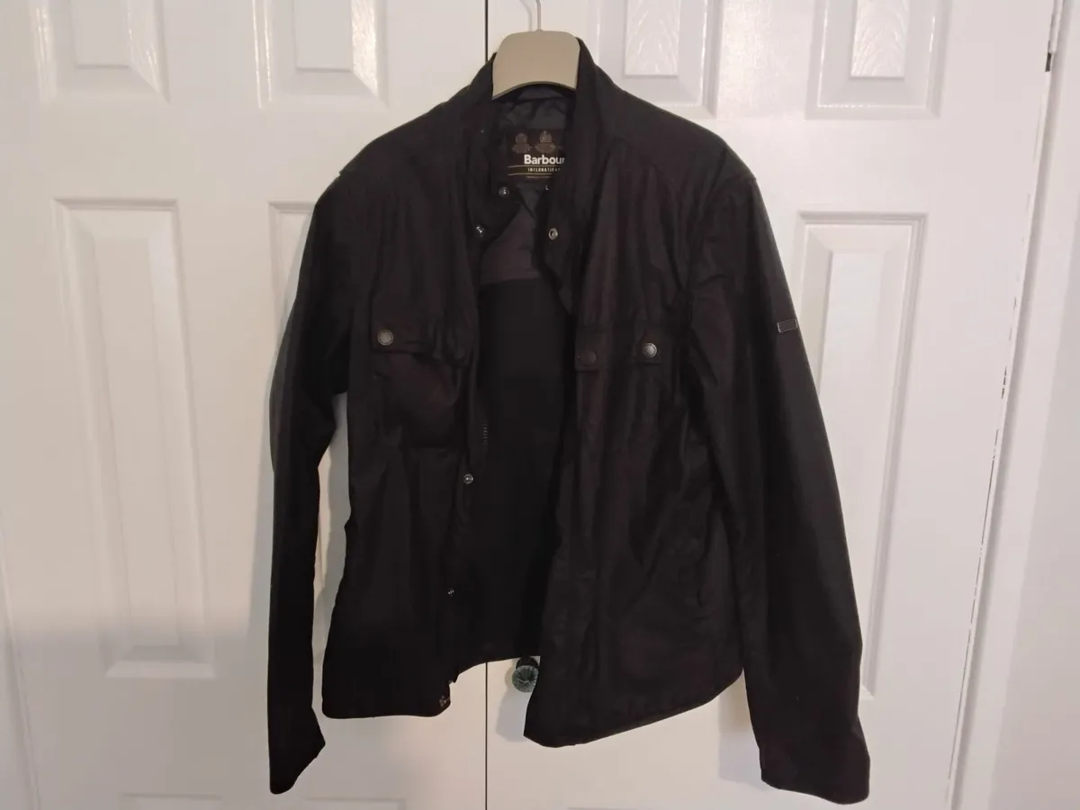 Mens clothing - Image 2