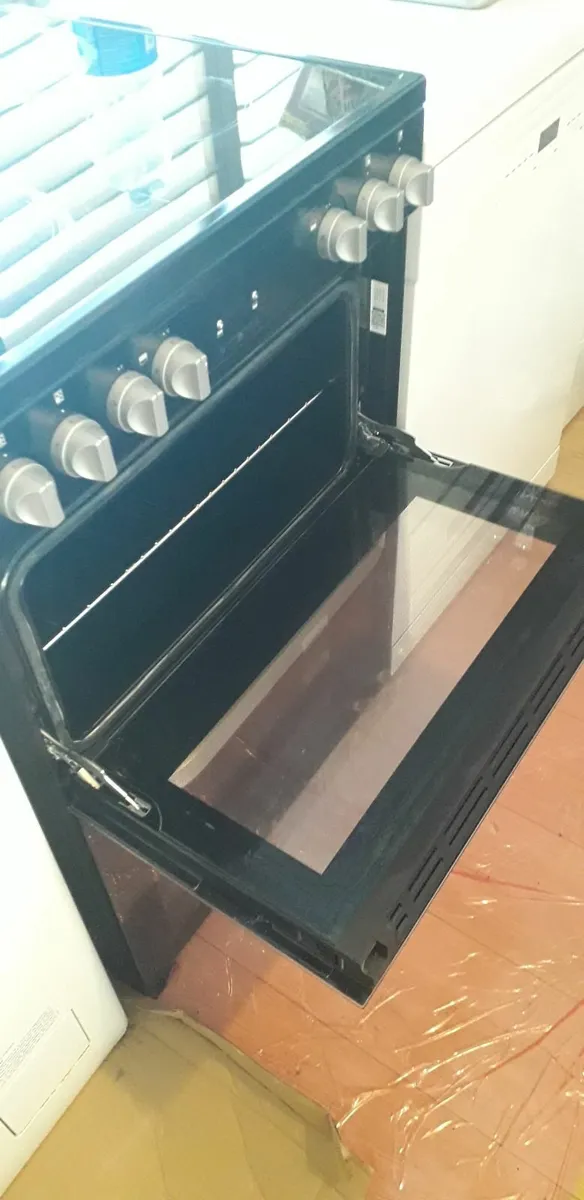 Electric Cooker with Double Oven - Image 4
