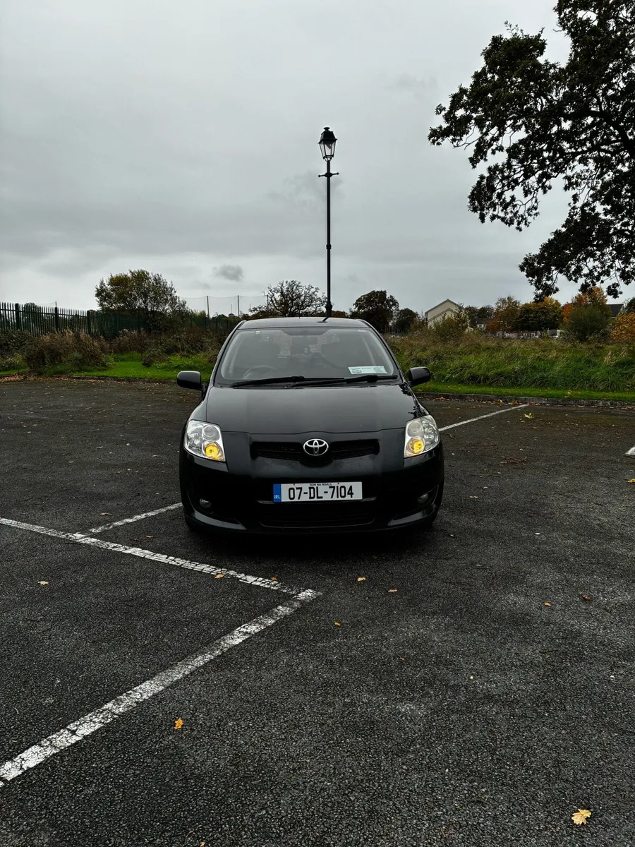 Toyota Auris Automatic - Image 3