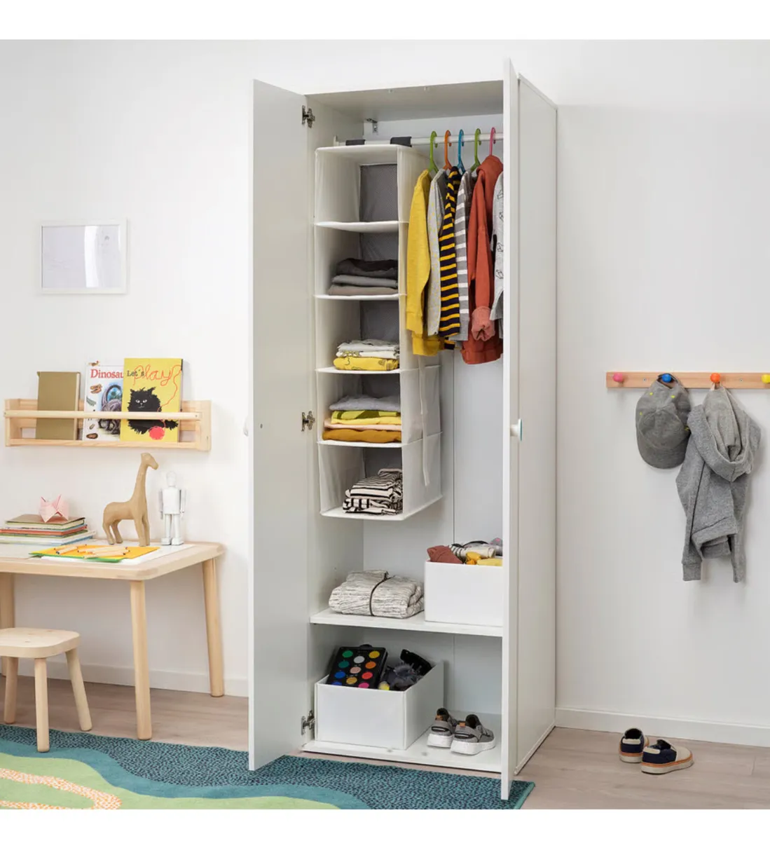 Bedroom wardrobe - Image 3