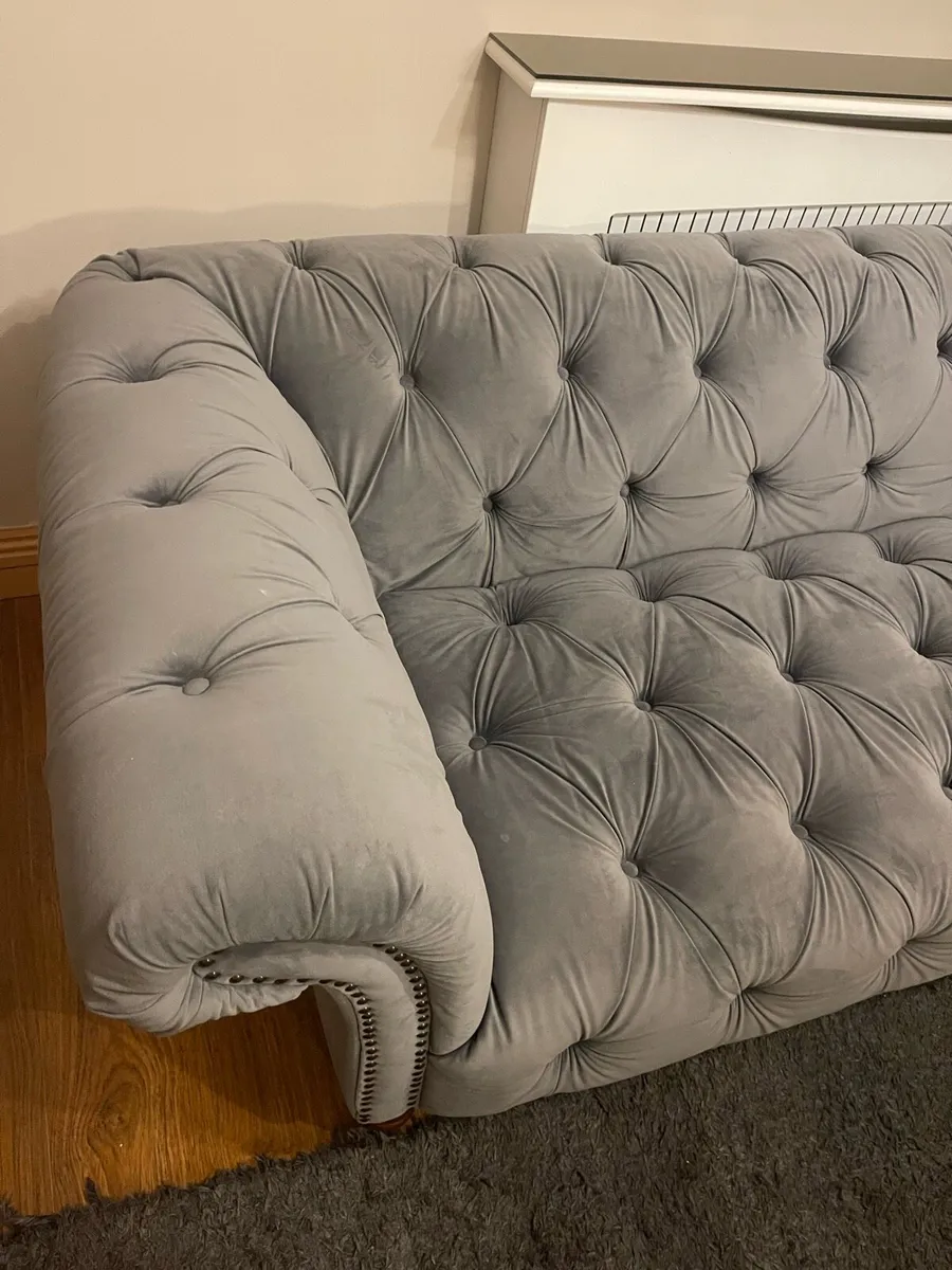 Chesterfield Sofa - Image 3