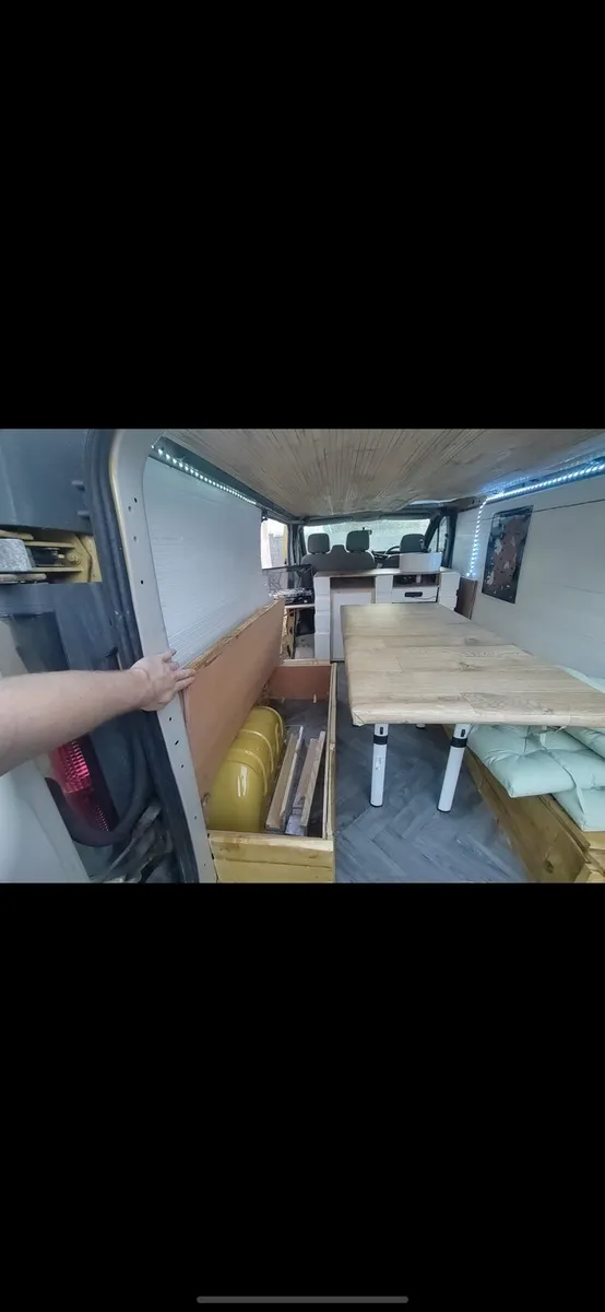Campervan - Image 3