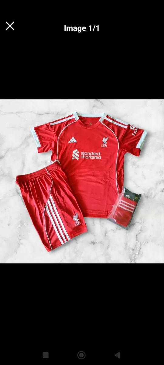 LIVERPOOL 25/26 ( KIDS FULL KIT) .