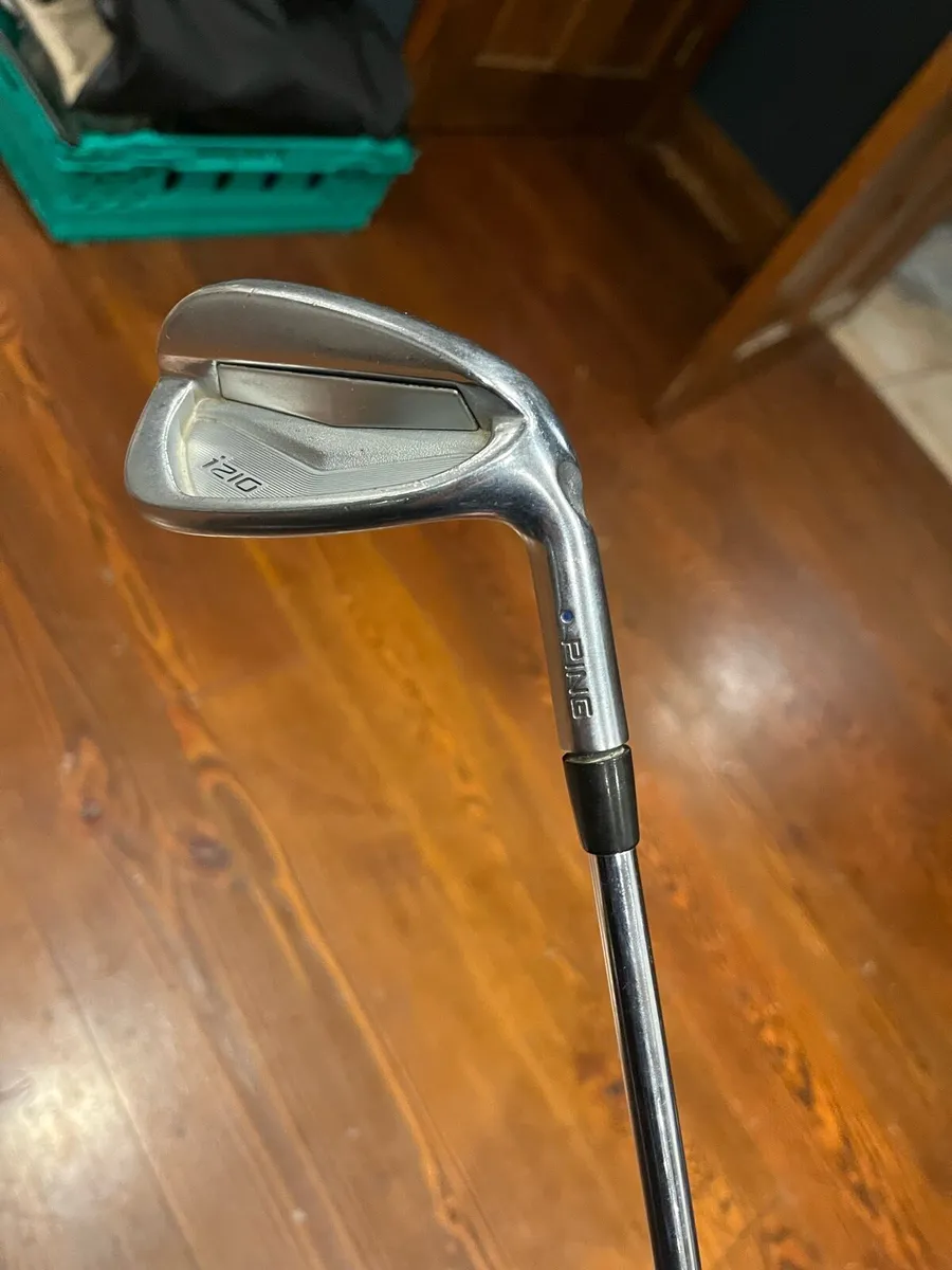 Ping A210 9 iron with blue golf pride grip - Image 1