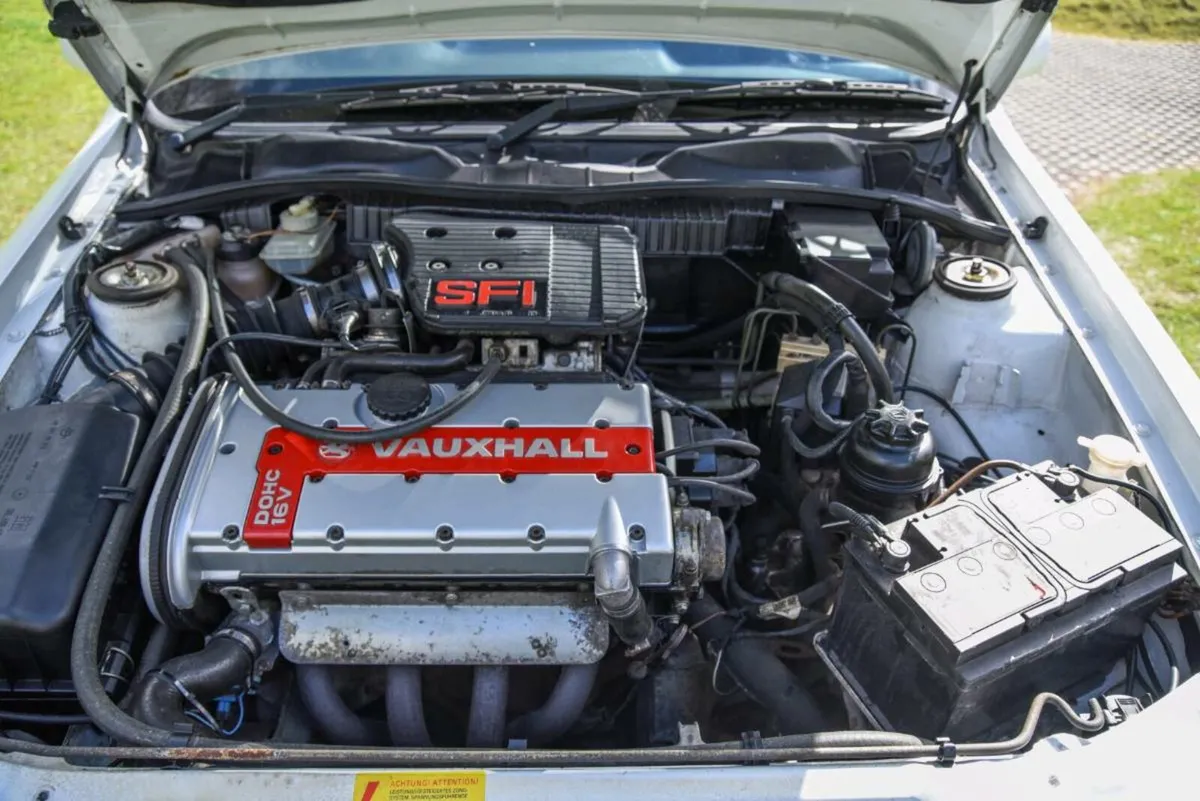 Vauxhall cavalier calibra redtop