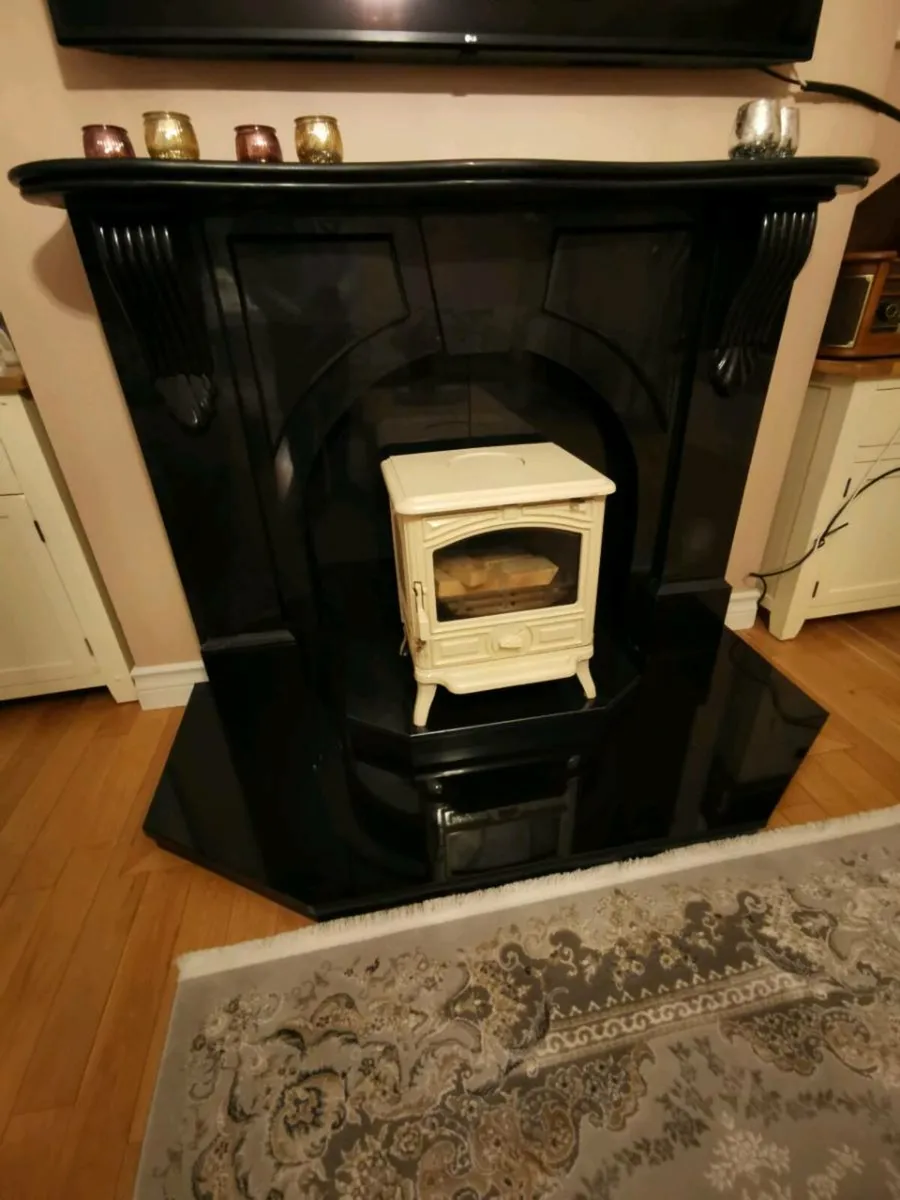 Fireplace & Stove - Image 1