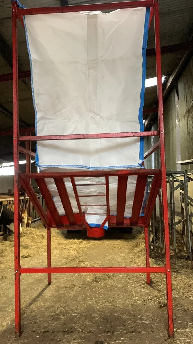 Meal bin - Image 2