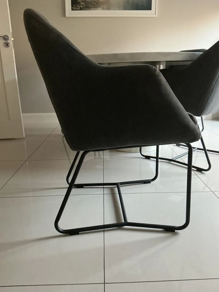 Kitchen chairs - Image 2