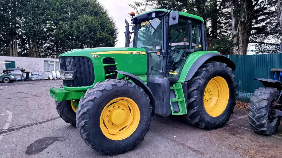 Tractor - Image 2