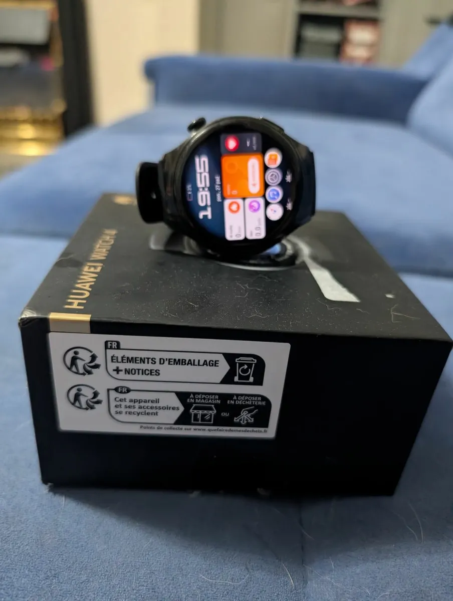 huawei watch 4 46mm like new - Image 1