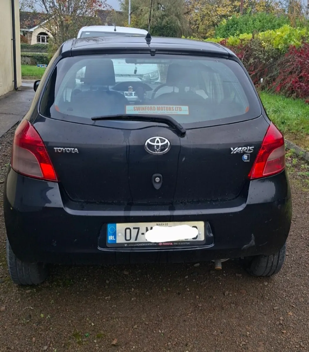 Toyota Yaris 2007 - Image 2