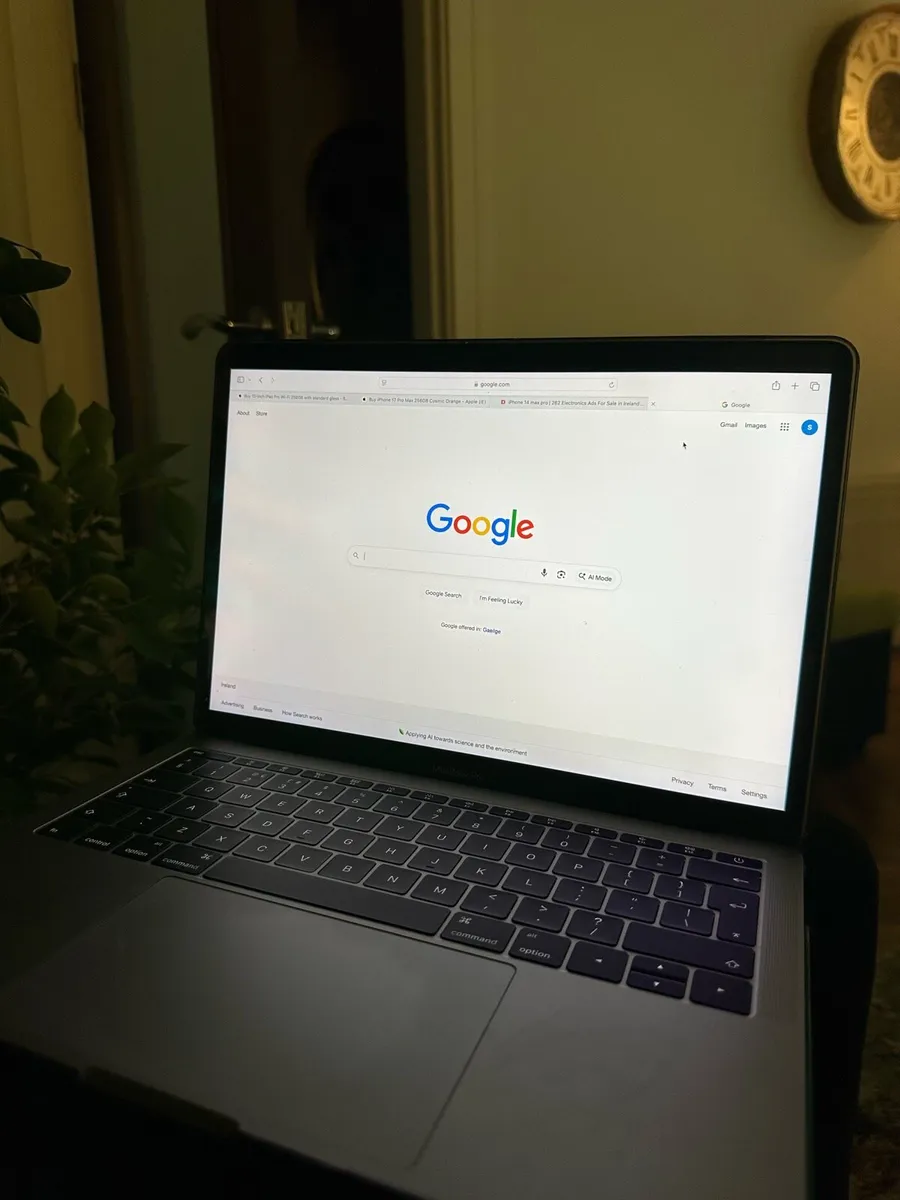 MacBook 13” Pro 2017  i5 - Image 2