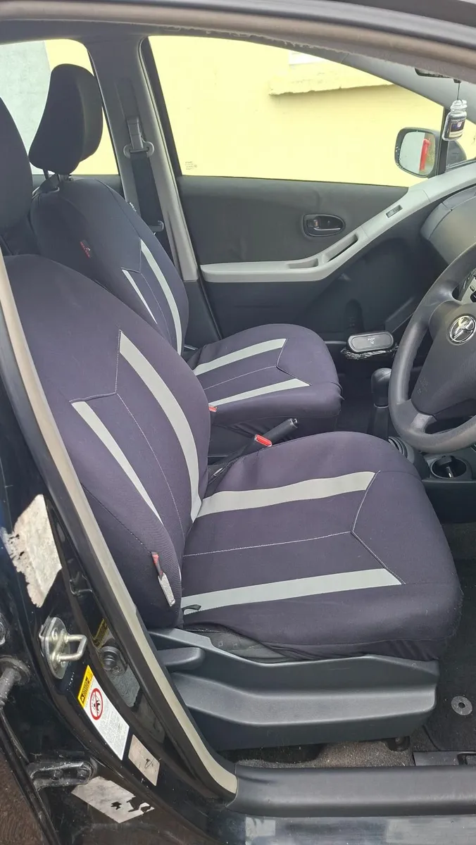 Toyota Yaris 2007 - Image 3