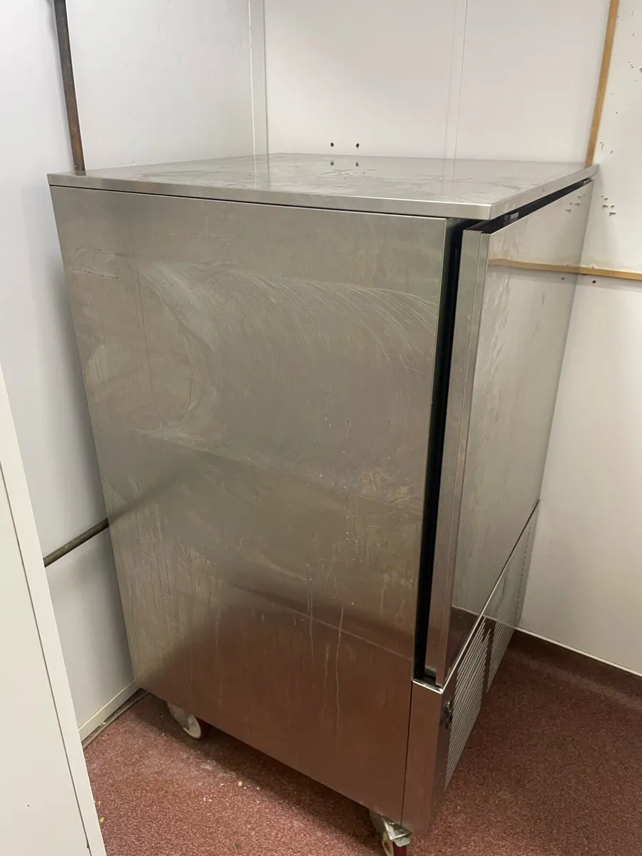 Blast Chiller & Merrychef Oven - Image 3