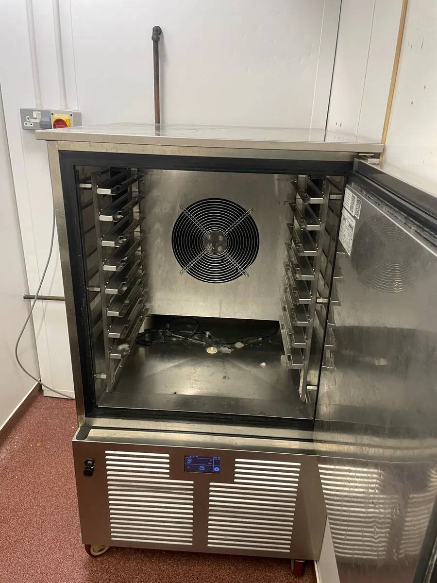 Blast Chiller & Merrychef Oven - Image 4