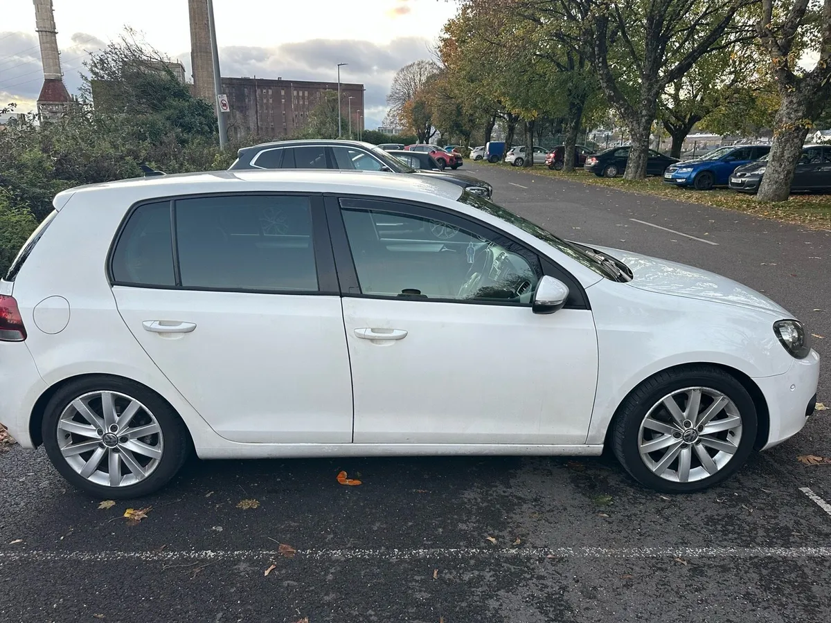 Volkswagen Golf 2.0 TDI - Image 2