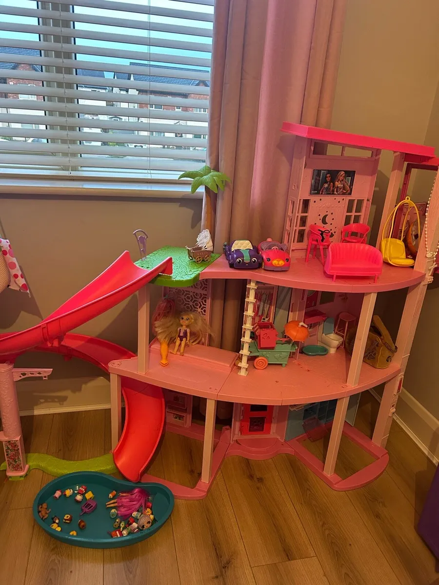 Barbie dream house - Image 1