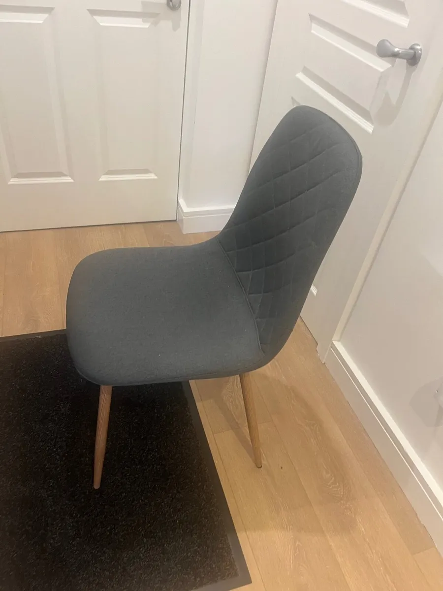 4 Dinning Chairs for sale . Excellent condition - Image 3