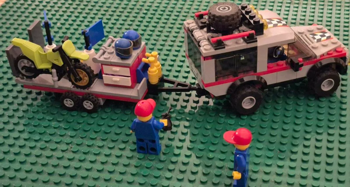 Lego Dirt Bikes transport - Image 2