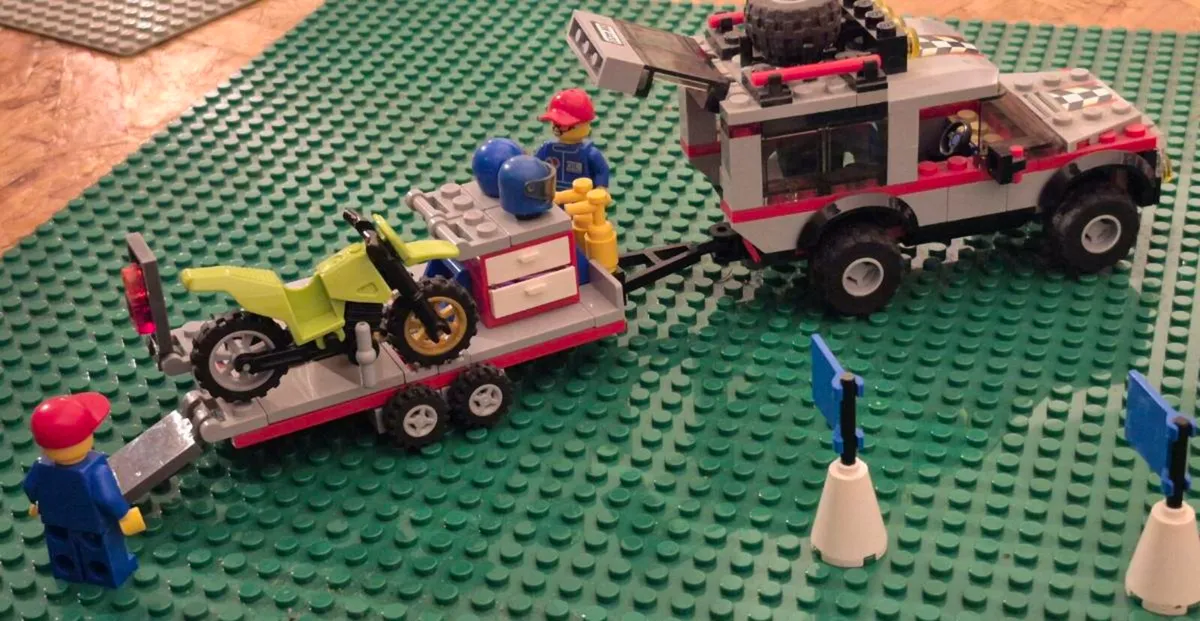 Lego Dirt Bikes transport - Image 3