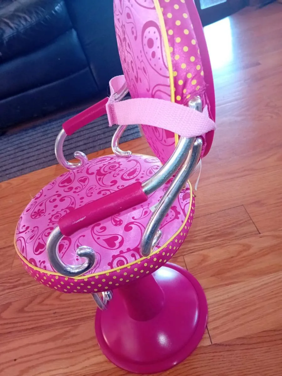 Our Generation Beauty Chair - Image 3