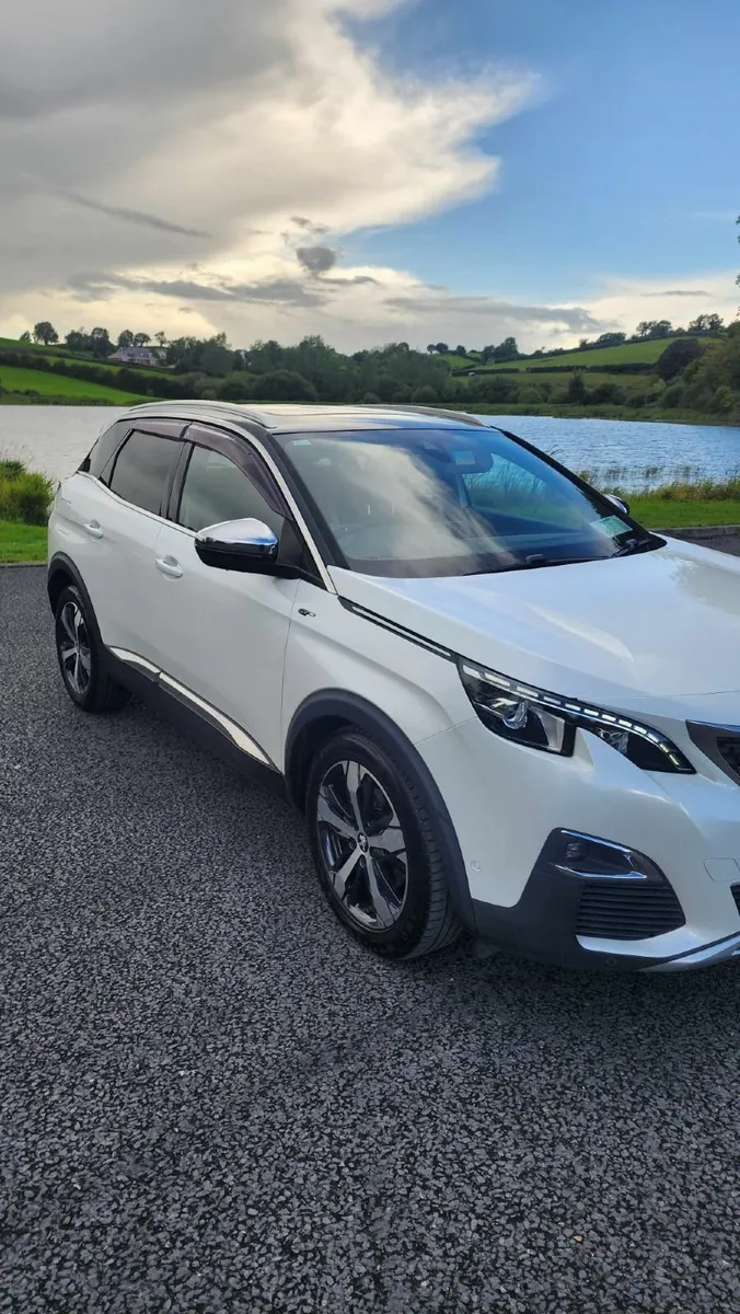 Peugeot 3008 2017 - Image 2