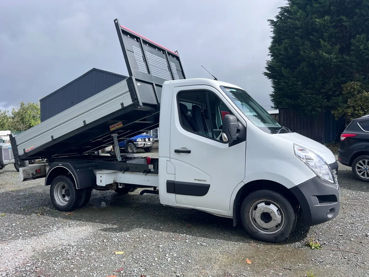 Pick ups / tippers / drop sides - Image 3
