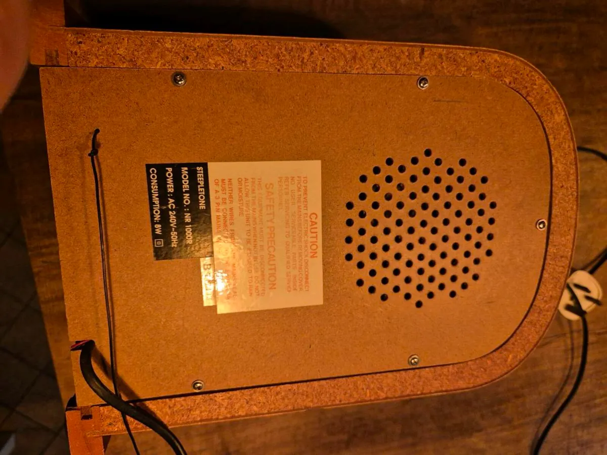 Retro radio - Image 1