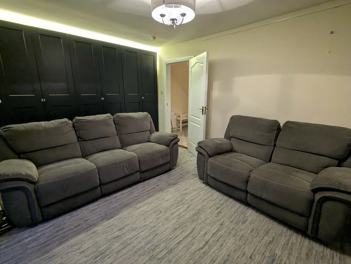 Reclining Sofa Set - Image 1