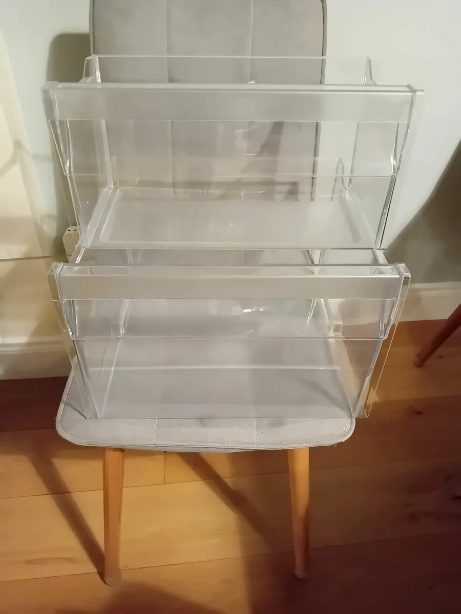 Fridge and freezer draws - Image 1