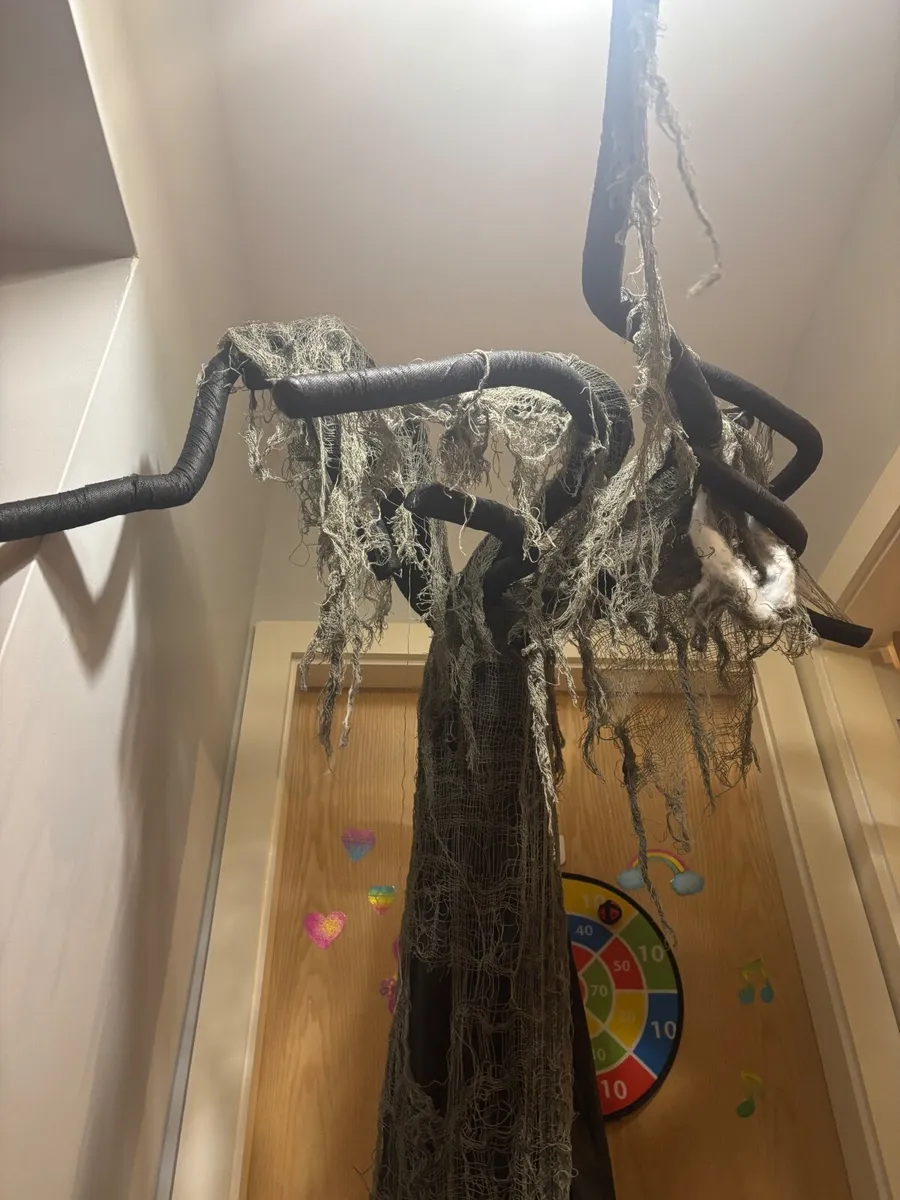 Halloween tree - Image 4