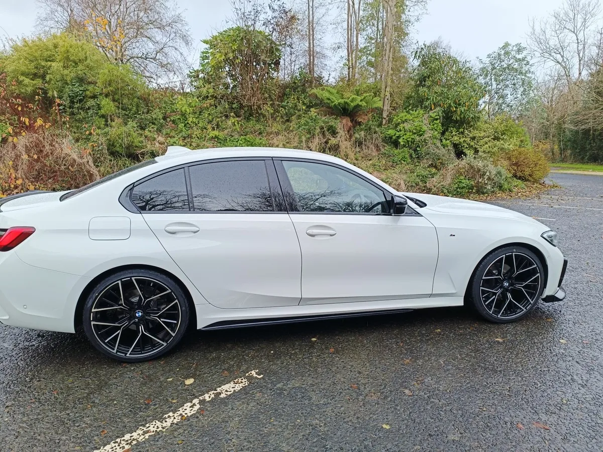 BMW 3-Series 2019 g20 - Image 4