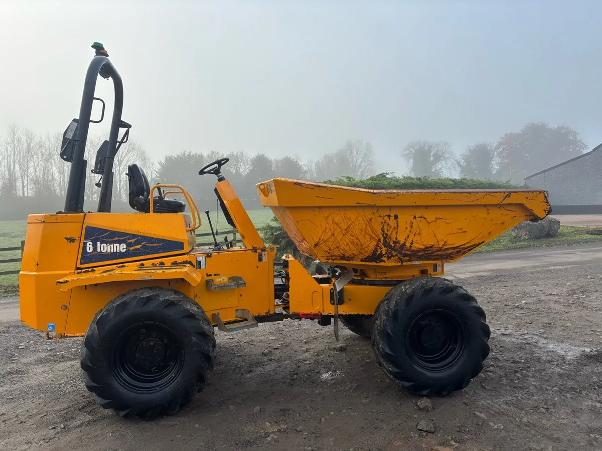 Thwaites 6t swivel skip dumper - Image 1