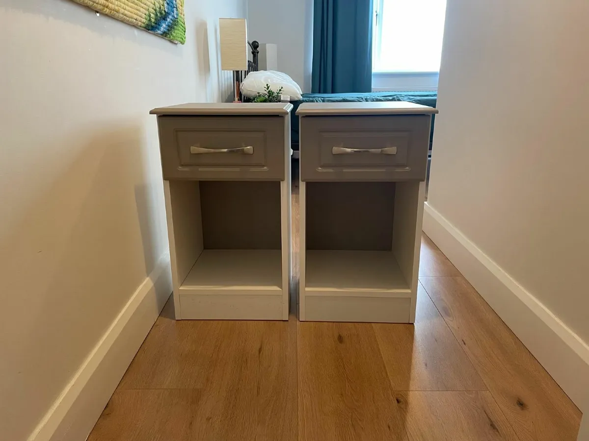 Bedside Lockers