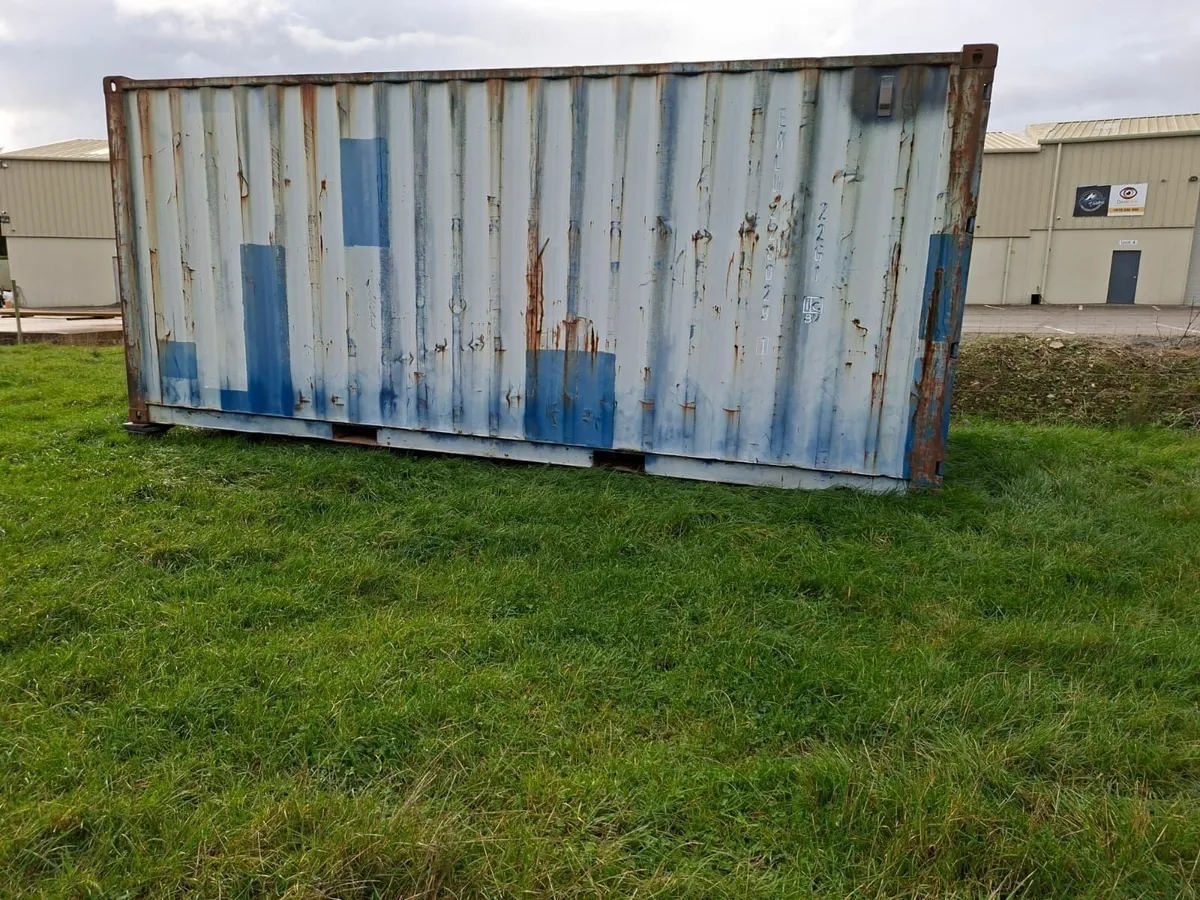 Shipping container - Image 3