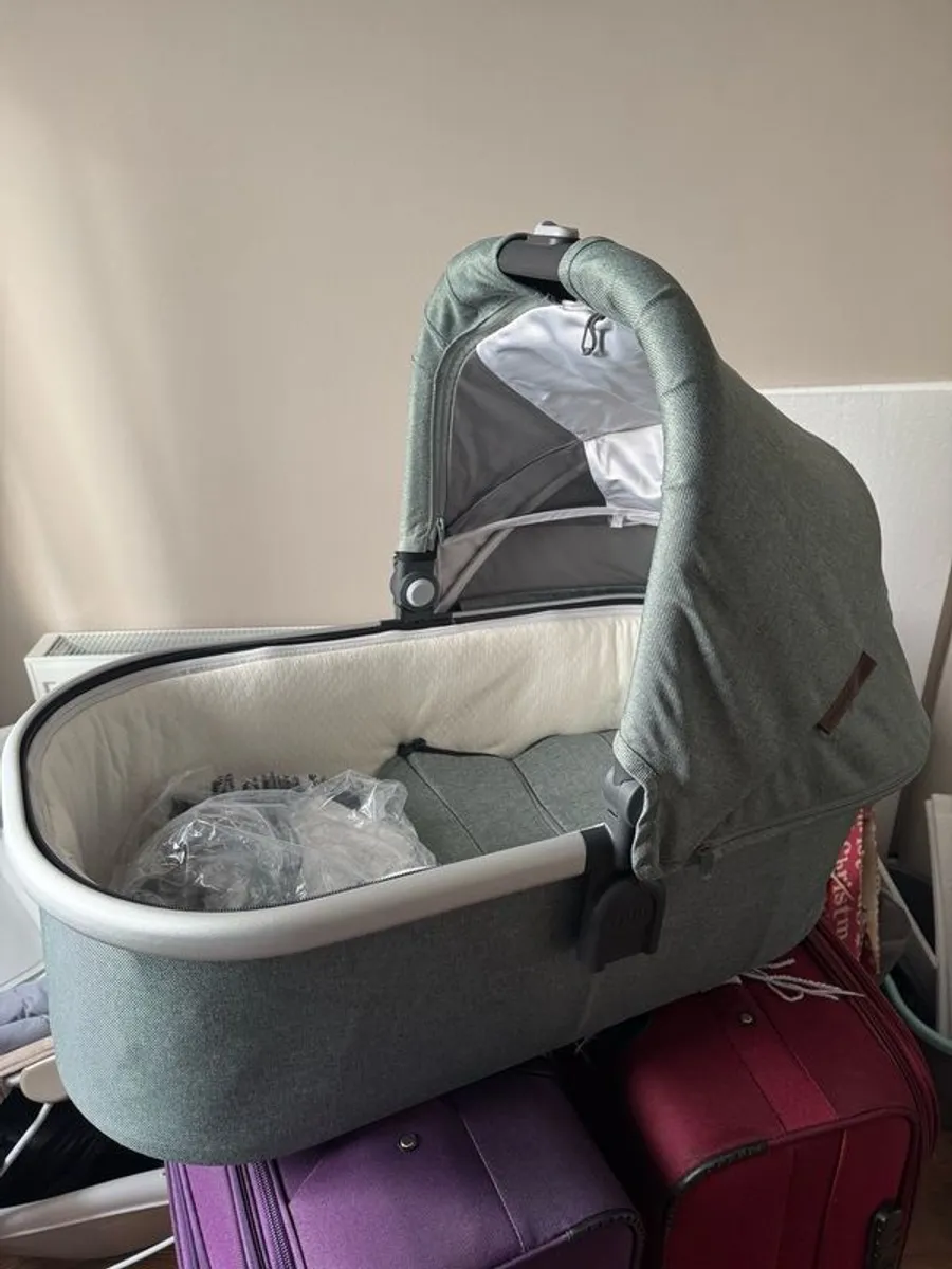uppababy vista v2 - Image 1