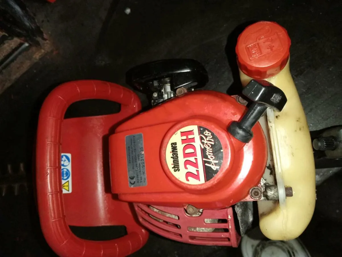 Shindaiwa 22DH 31cc hedge trimmer - Image 4
