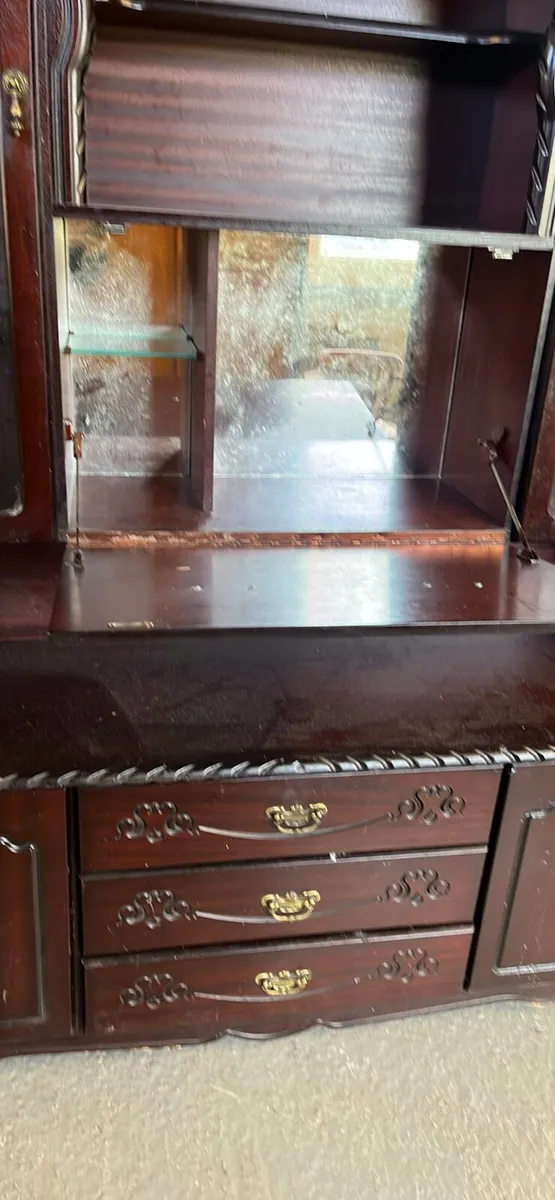Cabinet - Image 2