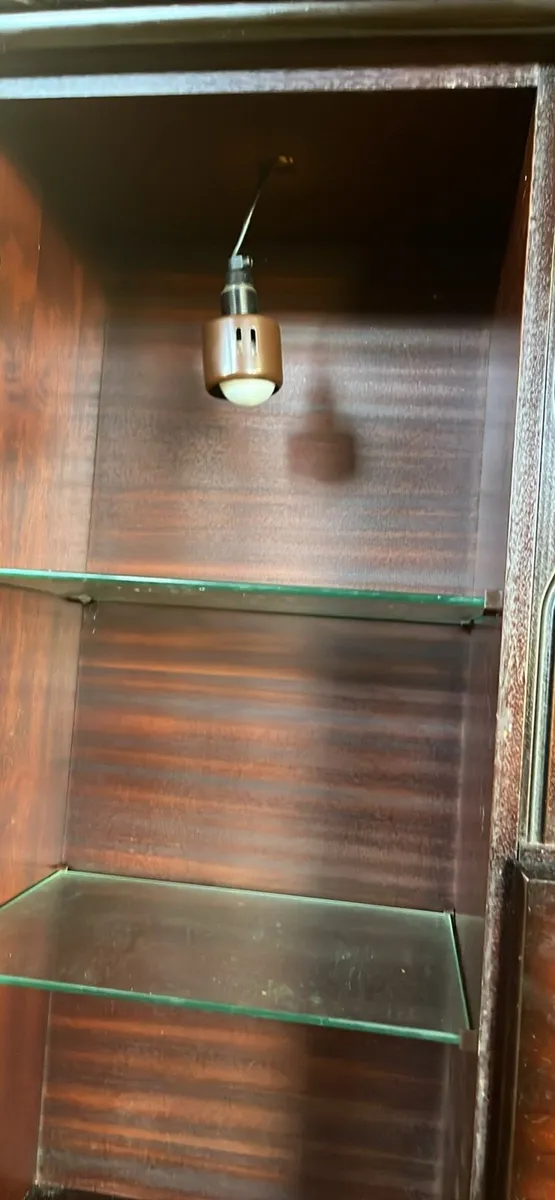 Cabinet - Image 3