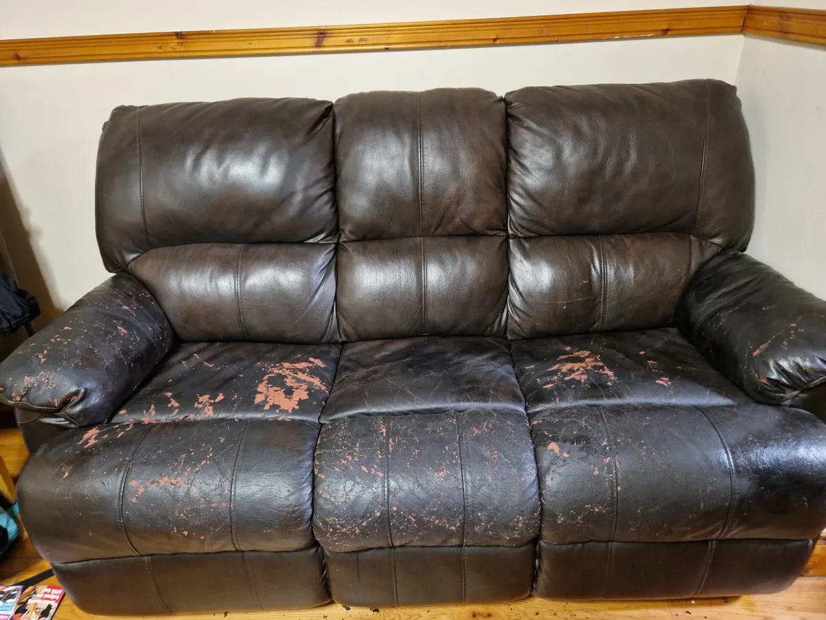 3 settee & reclining armchair - Image 3