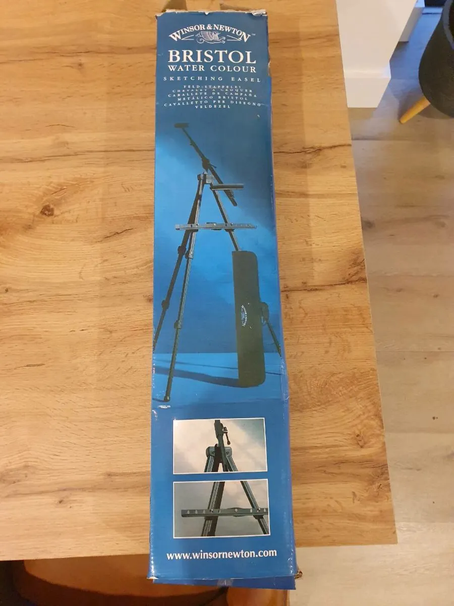 Easel - Image 2