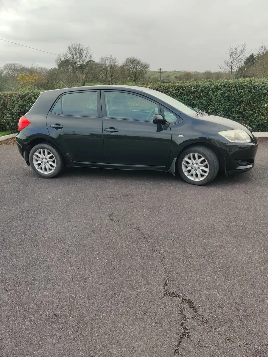 Toyota Auris 2009 - Image 3
