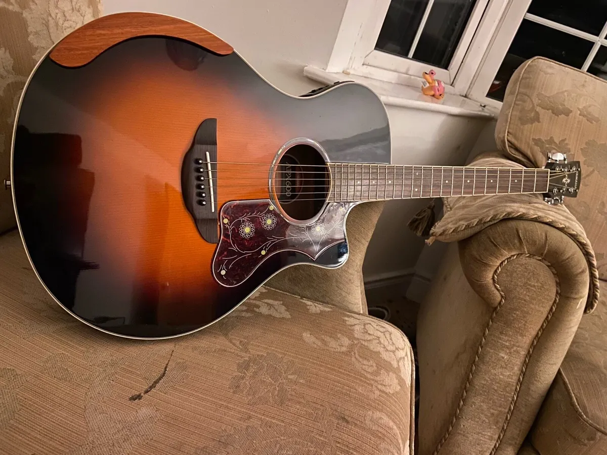 Yamaha Apx 600 Acoustic Electric Guitar - Image 1
