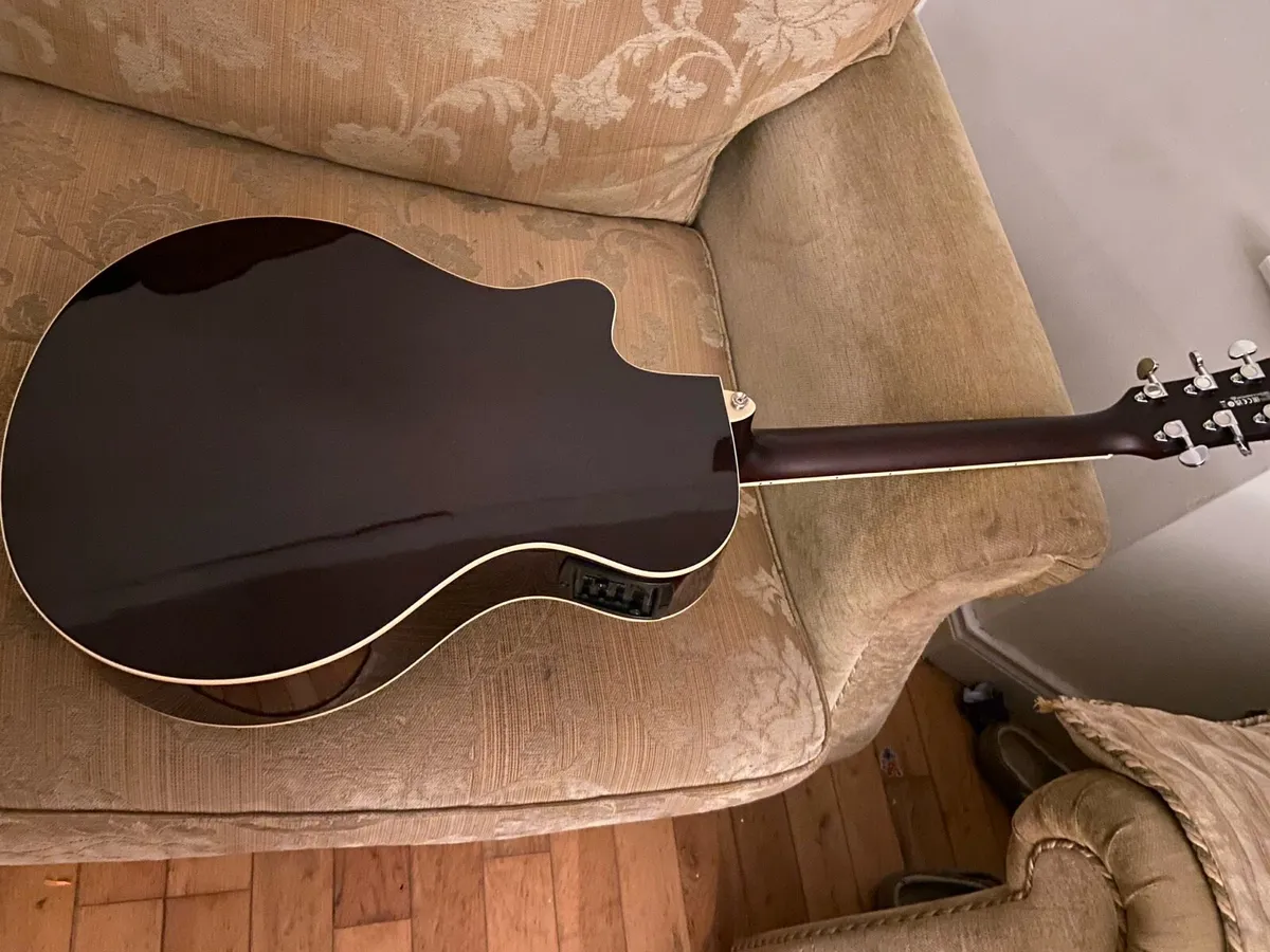 Yamaha Apx 600 Acoustic Electric Guitar - Image 4
