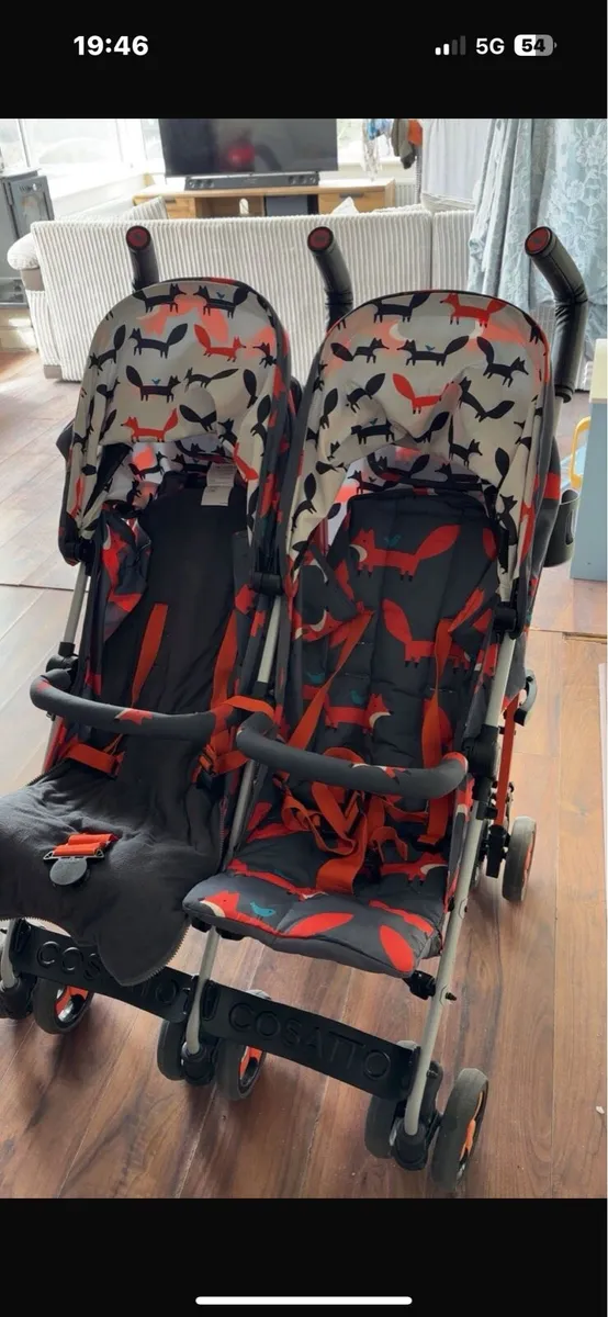 Cossato double stroller